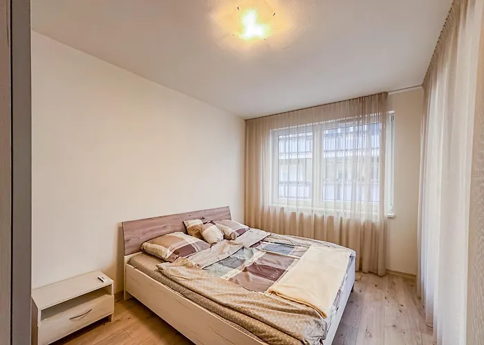 в центре братиславы с личной парковкой Apartmán *