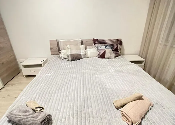 Apartmán в центре братиславы с личной парковкой *